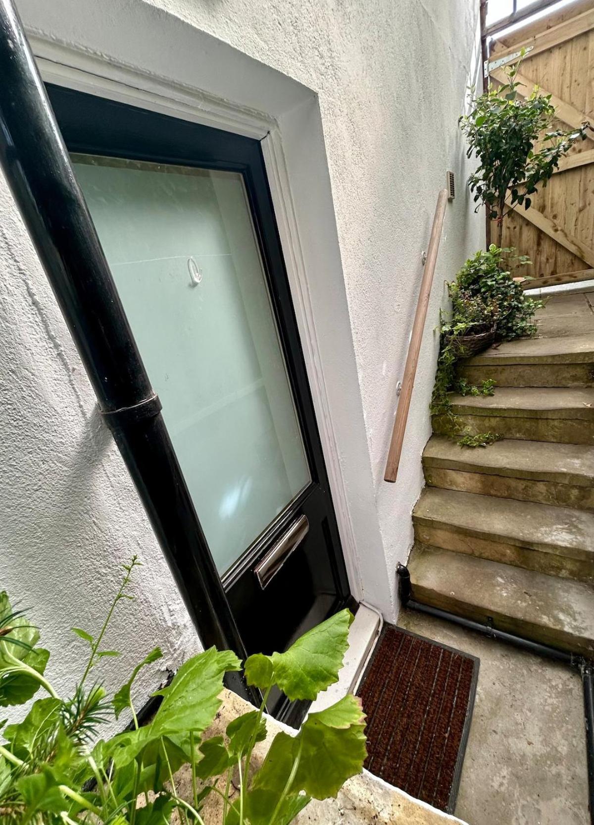 לונדון Spacious Comfortable Flat With Free Parking In East Finchley, Muswell Hill & Close To Alexandra Palace מראה חיצוני תמונה