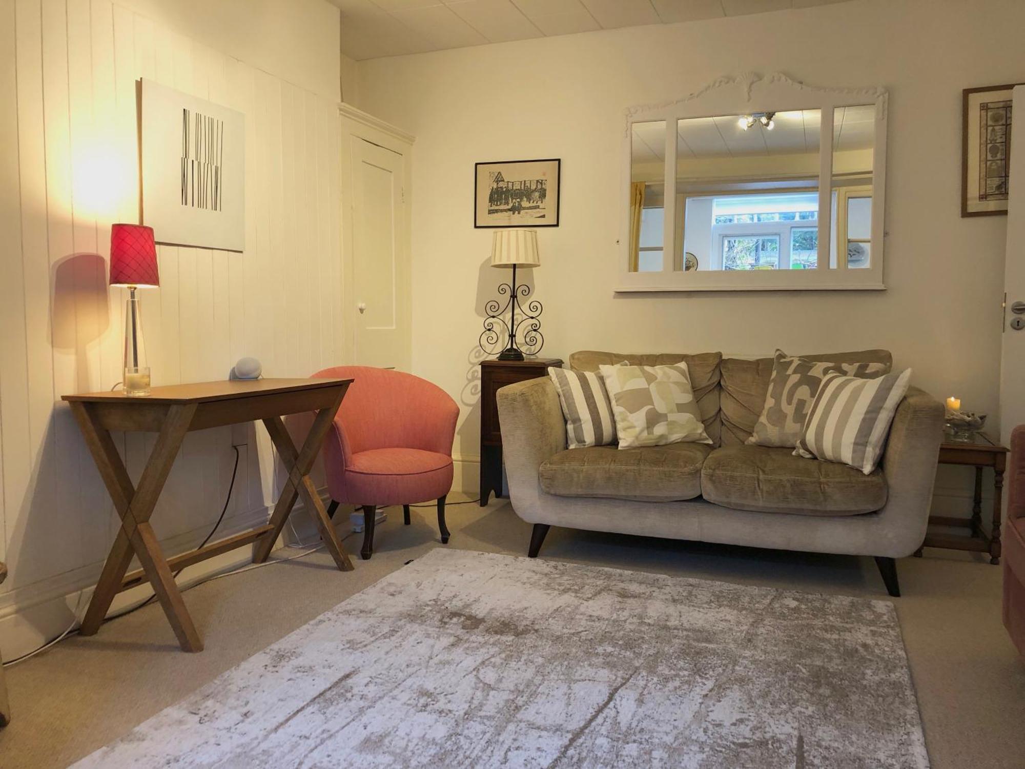 לונדון Spacious Comfortable Flat With Free Parking In East Finchley, Muswell Hill & Close To Alexandra Palace מראה חיצוני תמונה