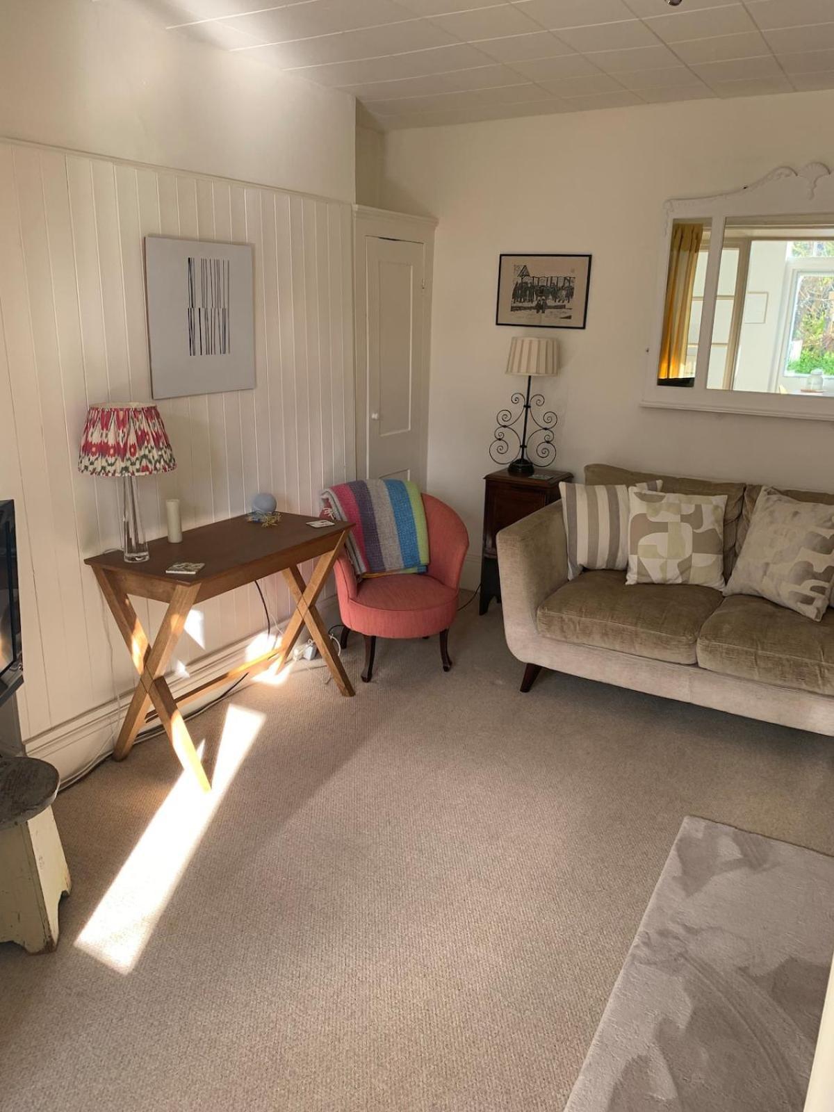 לונדון Spacious Comfortable Flat With Free Parking In East Finchley, Muswell Hill & Close To Alexandra Palace מראה חיצוני תמונה