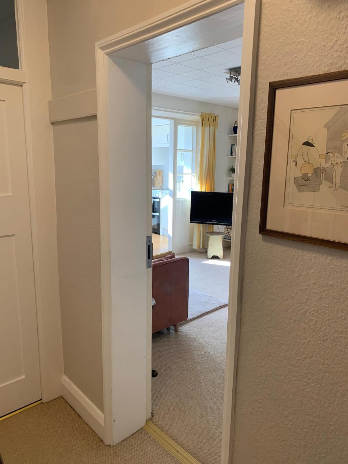לונדון Spacious Comfortable Flat With Free Parking In East Finchley, Muswell Hill & Close To Alexandra Palace מראה חיצוני תמונה